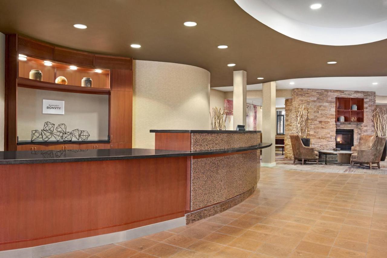 Courtyard By Marriott Sacramento Folsom Hotel Eksteriør billede