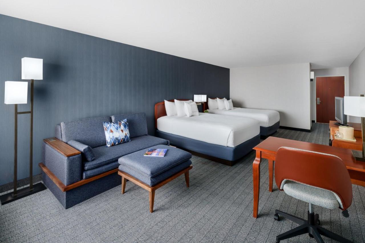 Courtyard By Marriott Sacramento Folsom Hotel Eksteriør billede