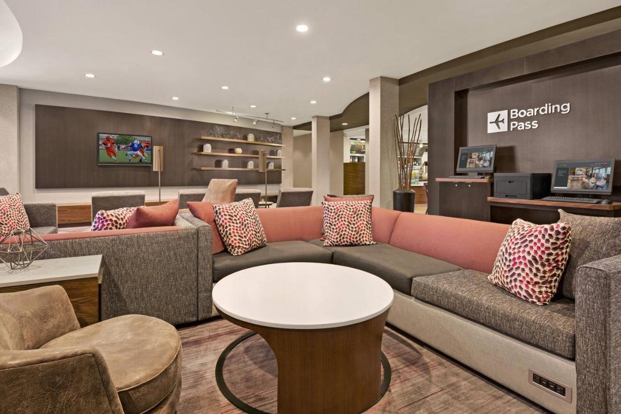 Courtyard By Marriott Sacramento Folsom Hotel Eksteriør billede