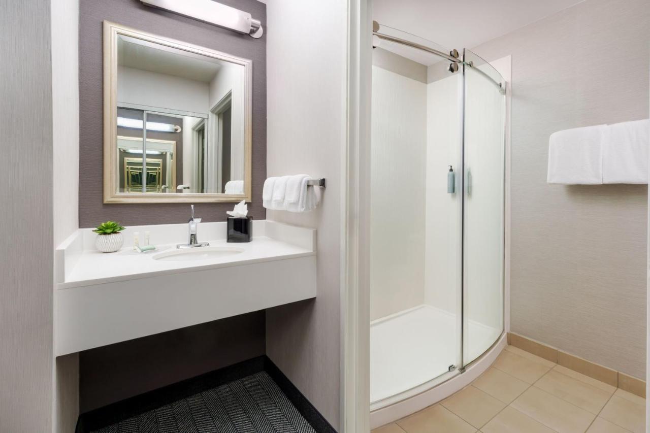 Courtyard By Marriott Sacramento Folsom Hotel Eksteriør billede