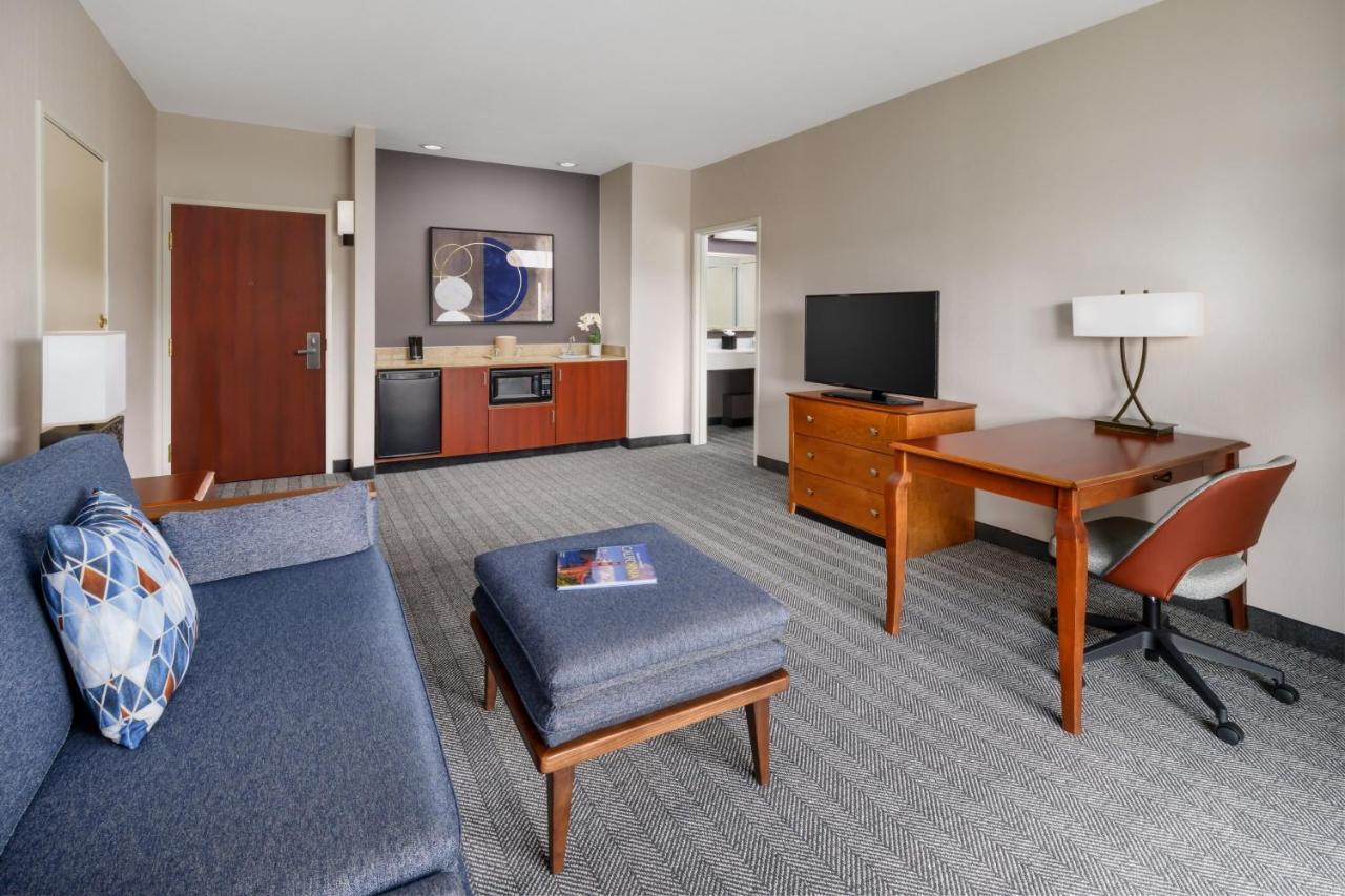 Courtyard By Marriott Sacramento Folsom Hotel Eksteriør billede