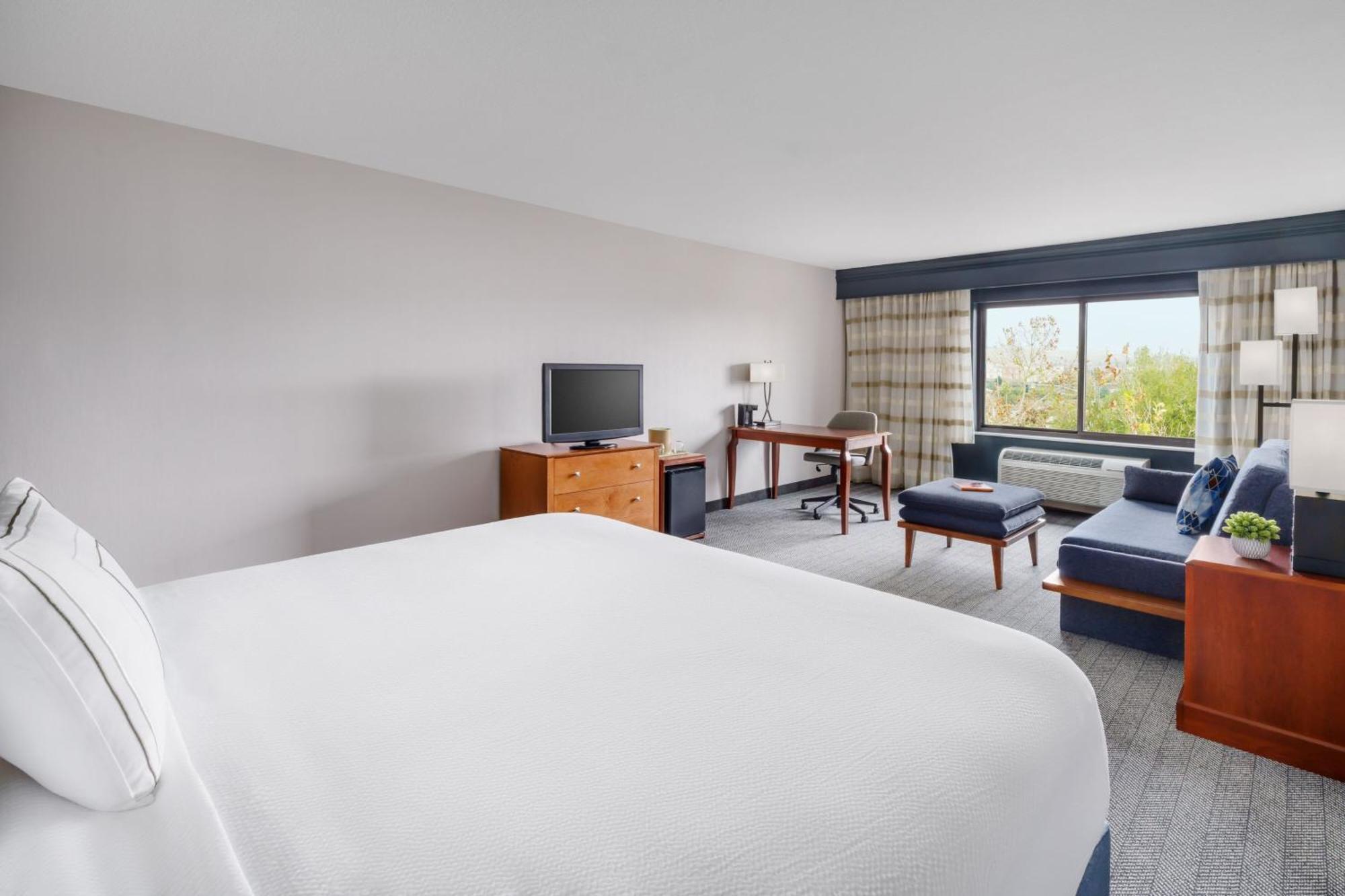 Courtyard By Marriott Sacramento Folsom Hotel Eksteriør billede