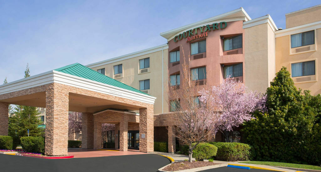 Courtyard By Marriott Sacramento Folsom Hotel Eksteriør billede